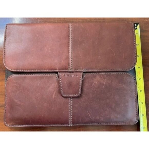 Natural Oiled/ Leather Targus Hughes Portfolio iPad Case Brown - Picture 6 of 7